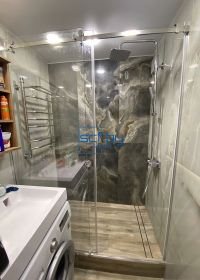 clients and partners1-Душевая с одной раздвижной дверью и неподвижным стеклом